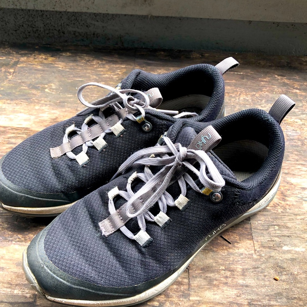 Ryka Echo Low  Women's Black Echo Low Athletic Running Sneakers Size 8M